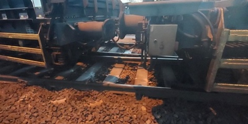 BPOL-FL: Autozug bei Rangierfahrt entgleist - Foto: presseportal.de