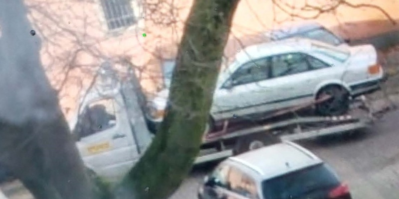 POL-Bremerhaven: Diebe schleppen Auto ab - Polizei sucht Zeugen - Foto: presseportal.de