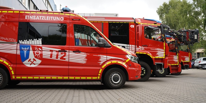 FW-OB: Rauchmelder verhindert Schlimmeres - Hund unverletzt aus Wohnung gerettet - Foto: presseportal.de