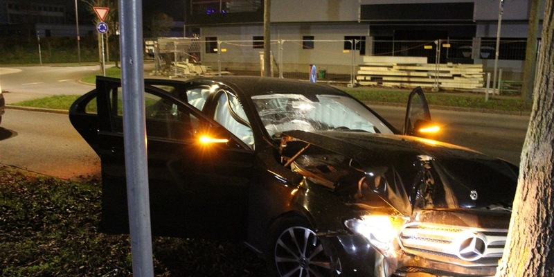 POL-OB: Mein Name ist Hase? - Zweifel an Unfallversion nach nächtlicher Kollision - Foto: presseportal.de