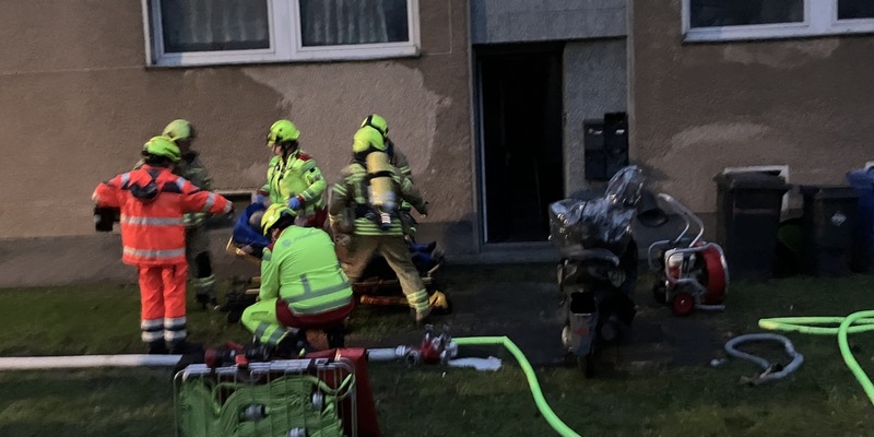 FW Ratingen: FW Ratingen: - Person aus verrauchter Wohnung gerettet - Foto: presseportal.de