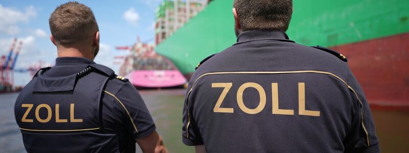 In Hamburg entdeckten die Zollfahnder im Jahr 2025 mehrfach große Mengen an Kokain in Seecontainern. (Archivbild) - Foto: Marcus Brandt/dpa