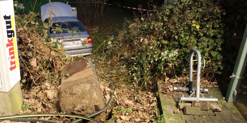 POL-RBK: Leichlingen - 73-Jähriger bei Alleinunfall verstorben - Foto: presseportal.de