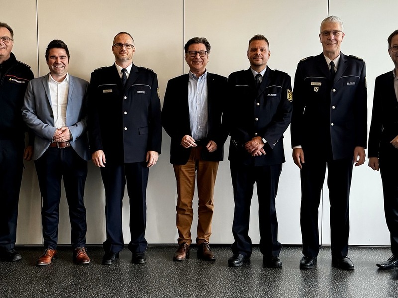 POL-KN: (Gottmadingen, Rielasingen-Worblingen, Lkr. Konstanz) Amtseinführungen der neuen Leiter der Polizeiposten Gottmadingen und Rielasingen-Worblingen (16./17.12.2025) - Foto: presseportal.de