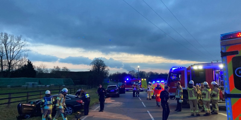 POL-COE: Olfen, Lüdinghauser Straße (B235), Birkenallee/Zwei Verletzte bei Verkehrsunfall - Foto: presseportal.de