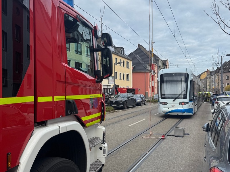 FW-GE: Tödlicher Unfall mit Straßenbahn in Gelsenkirchen-Beckhausen - Foto: presseportal.de