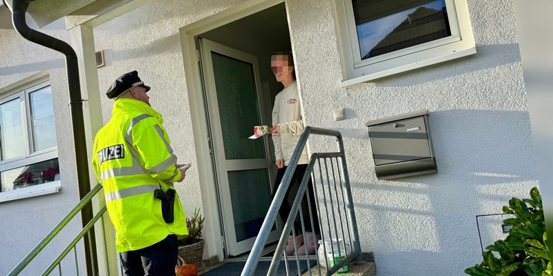 POL-HI: Präventionsmaßnahmen der Polizeiinspektion Hildesheim zum Einbruchschutz - positive Resonanz aus der Bevölkerung - Foto: presseportal.de