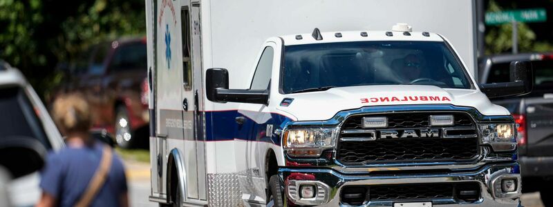 Ein Geschäftsflugzeug ist im US-Bundesstaat North Carolina abgestürzt. (Symbolbild) - Foto: Mike Stewart/AP