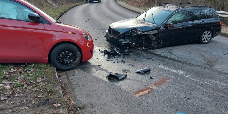 FW Finnentrop: Verkehrsunfall in Finnentrop - Foto: presseportal.de