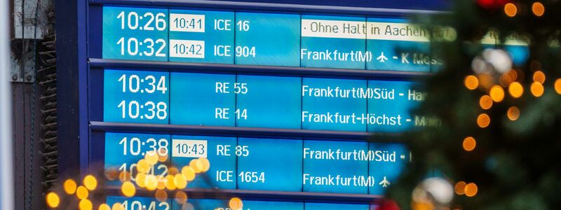 Auch die Bahn erwartet, dass sich der Andrang auf die Tage vor Heiligabend verteilt. (Symbolbild) - Foto: Andreas Arnold/dpa