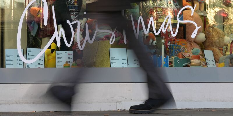 Erst ab 14.00 Uhr wird es an Heiligabend ruhiger.  - Foto: Marcus Brandt/dpa