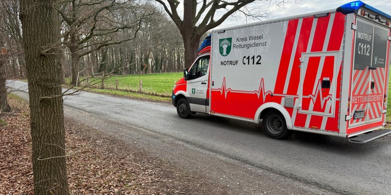 FW-Schermbeck: Unterstützung des Rettungsdienstes - Foto: presseportal.de