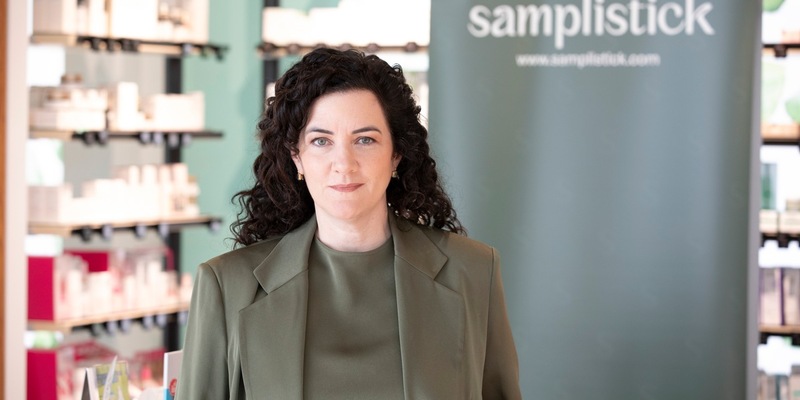 Neue EU-Verpackungsverordnung treibt Nachfrage nach nachhaltigem Sampling-System / samplistick profitiert von der Regulierung und expandiert in den Apothekenmarkt - L'Occitane plant ein Pilotprojekt. - Foto: presseportal.de