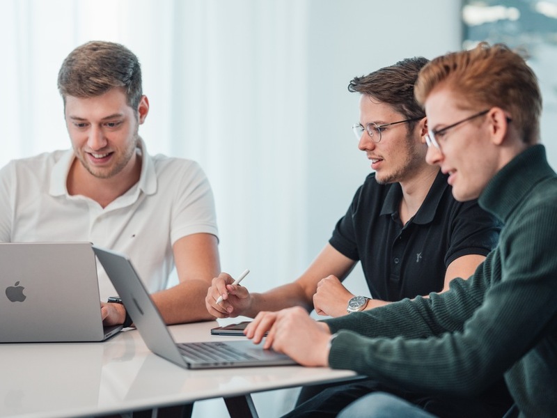 Warum Mitarbeiter nicht faul sind, sondern schlecht geführt: LearningSuite über das größte Unternehmer-Missverständnis - Foto: presseportal.de