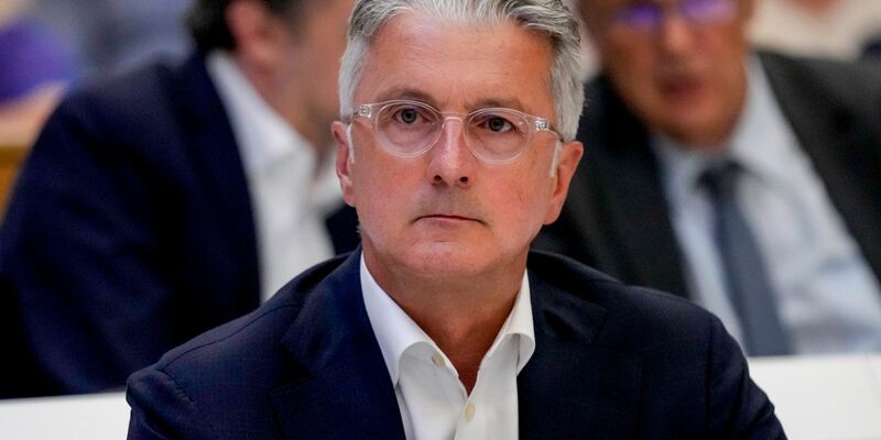 Nun ist das Urteil gegen Ex-Audi-Chef Rupert Stadler rechtskärftig. Dies hat eineinhalb Jahre nach der Verkündung der Bundesgerichtshof entschieden. (Archivbild) - Foto: Matthias Schrader/AP Pool/dpa
