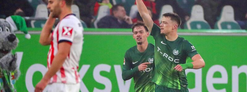 Erzielte drei Tore für Wolfsburg: Dzenan Pejcinovic - Foto: Darius Simka/dpa