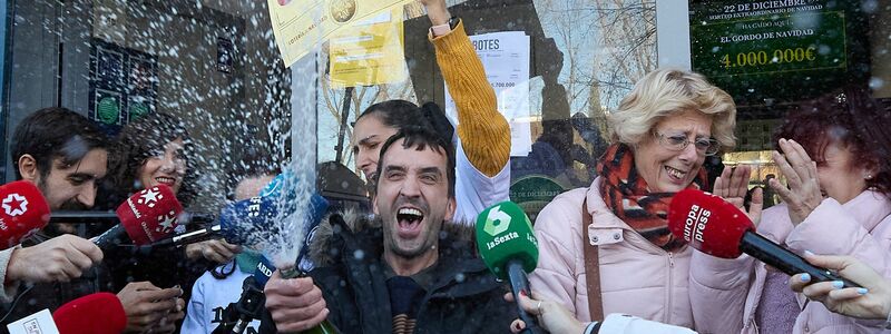 Der Hauptgewinn beträgt vier Millionen Euro für ein ganzes Los. (Archivfoto) - Foto: Jesus Hellin/EUROPA PRESS/dpa