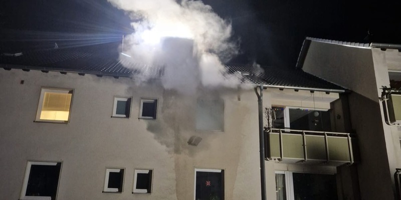 FW-HAAN: Küche in Vollbrand - Foto: presseportal.de