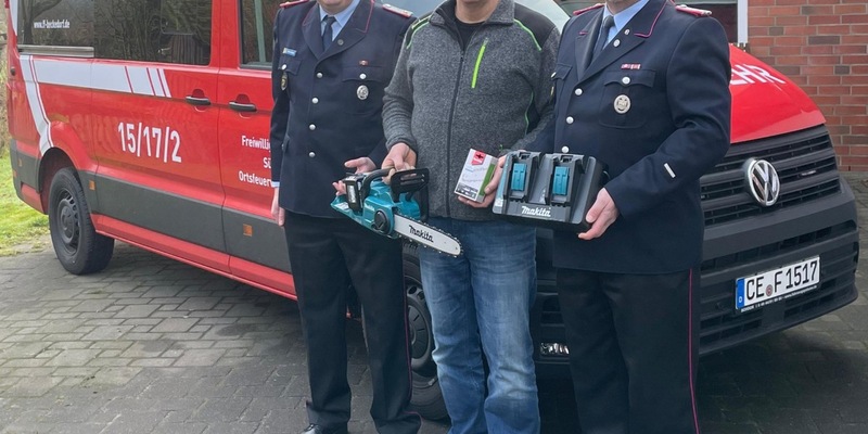 FW Südheide: Vorzeitiges Weihnachtsgeschenk für die FF Beckedorf - Foto: presseportal.de