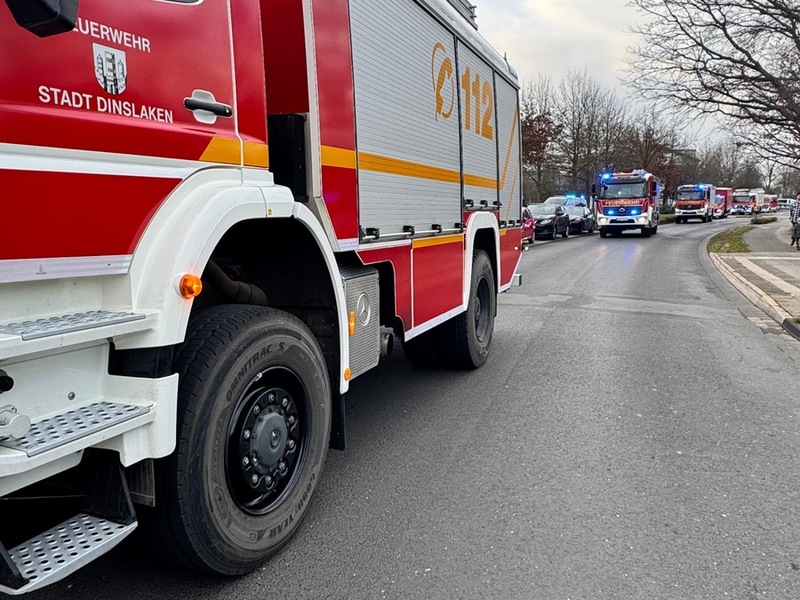 FW Dinslaken: Gemeldeter Zimmerbrand an der Kurt-Schuhmacher Straße - Foto: presseportal.de