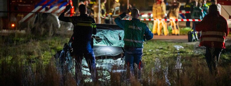 Eigentlich sollte in Nunspeet ein Lichterfest gefeiert werden.  - Foto: Roland Heitink/dpa