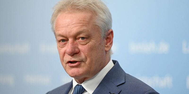 Minister Rainer: Verpflichtende Videoüberwachung für bestimmte Betriebe - Foto: Elisa Schu/dpa