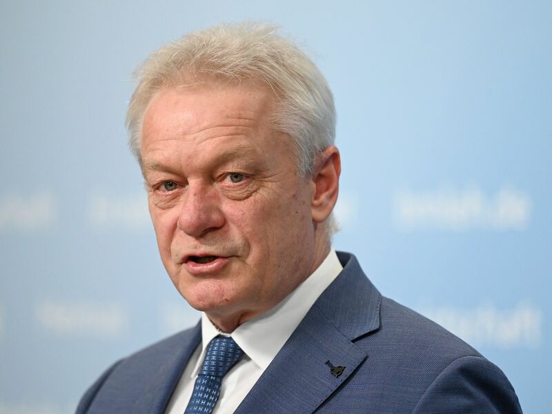 Minister Rainer: Verpflichtende Videoüberwachung für bestimmte Betriebe - Foto: Elisa Schu/dpa