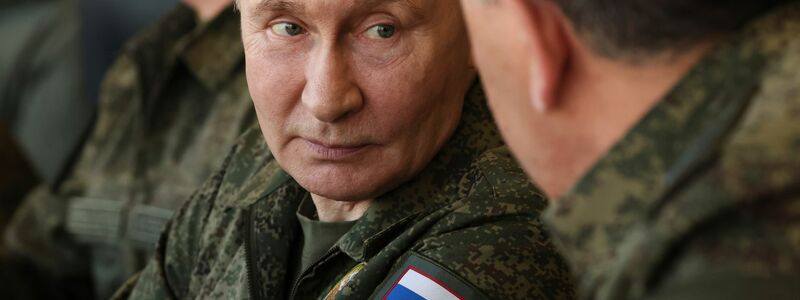 Putins Rüstungsausgaben bereiten der Nato Sorgen. (Archivbild) - Foto: Mikhail Metzel/Pool Sputnik Kremlin/AP/dpa