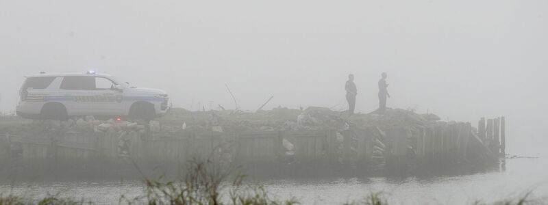 In der Maschine der mexikanischen Marine saßen vier Patienten mit Brandverletzungen, die in den USA behandelt werden sollten. - Foto: Jennifer Reynolds/The Galveston County Daily News/AP/dpa
