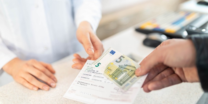 ABDA lehnt höhere Arzneimittel-Zuzahlungen entschieden ab - Foto: presseportal.de