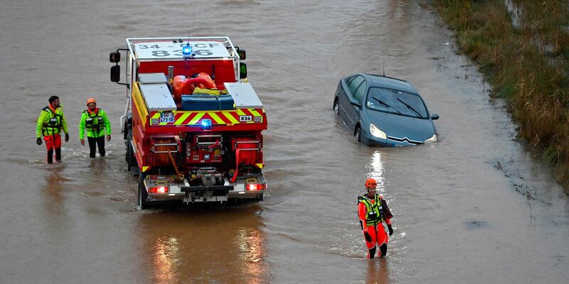 Kurz vor Weihnachten stehen Teile von Südfrankreich unter Wasser. - Foto: Sylvain Thomas/AFP/dpa