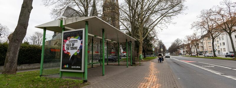 Die Ermittler vermuten eine psychische Erkrankung bei dem Autofahrer. - Foto: Christian Lademann/dpa