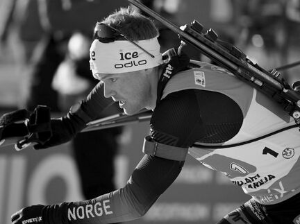Der norwegische Biathlet Sivert Guttorm Bakken ist gestorben, die Hintergründe sind noch nicht klar. (Archivbild) - Foto: Vesa Moilanen/Lehtikuva/dpa
