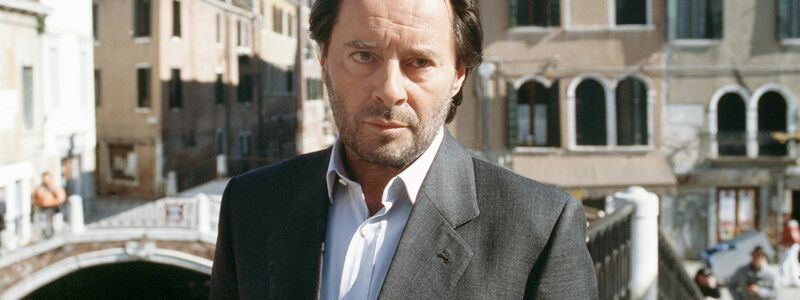 Als Commissario Brunetti löste Kockisch Kriminalfälle in der malerischen Kulisse von Venedig. - Foto: Martin Menke/rbb/ARD Degeto/dpa
