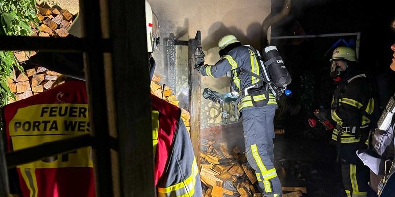 FW Porta Westfalica: 24.12.2025 - Costedt: Brand an Heiligabend kann schnell gelöscht werden. - Foto: presseportal.de
