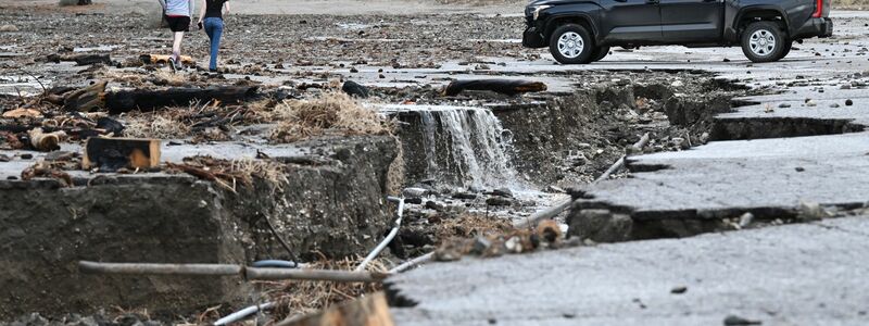 Besonders betroffen war Wrightwood nordöstlich von Los Angeles. - Foto: William Liang/FR172065 AP/dpa
