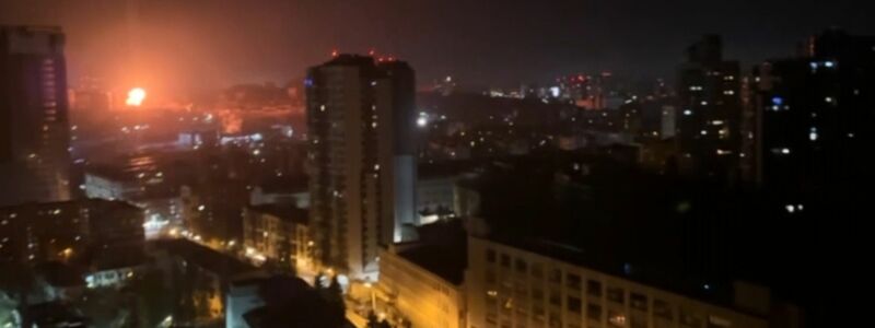 In der ukrainischen Hauptstadt Kiew sind bei russischen Luftschlägen mehrere Menschen verletzt worden.  - Foto: Uncredited/AP/dpa