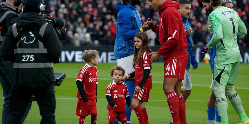 Florian Wirtz erzielte sein erstes Pflichtspieltor für den FC Liverpool. - Foto: Ian Hodgson/AP/dpa
