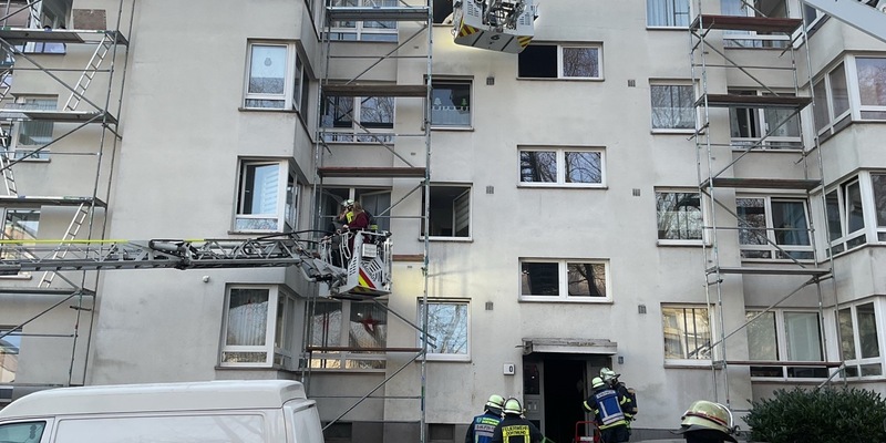 FW-DO: Feuer in Dortmund Westerfilde / Kellerbrand in einem Mehrfamilienhaus. - Foto: presseportal.de