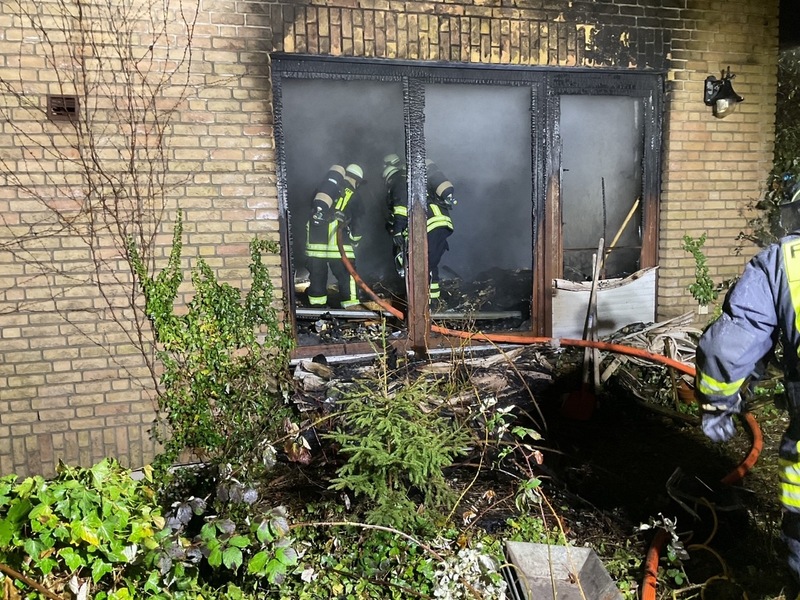 FW-DO: Feuer in Dortmund-Höchsten / Brand eines Einfamilienhauses - Foto: presseportal.de