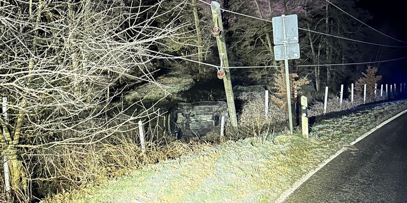 POL-PDNW: Unfall verursacht Stromausfall im Elmsteiner Tal - Foto: presseportal.de