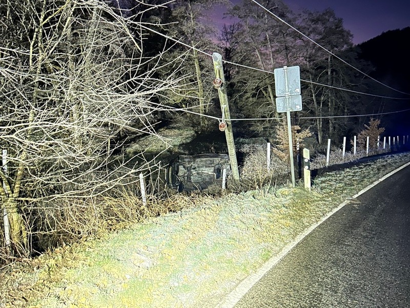 POL-PDNW: Unfall verursacht Stromausfall im Elmsteiner Tal - Foto: presseportal.de