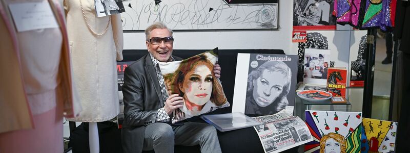 Hier saß sie oft bei ihrem Visagisten René Koch. - Foto: Jens Kalaene/dpa