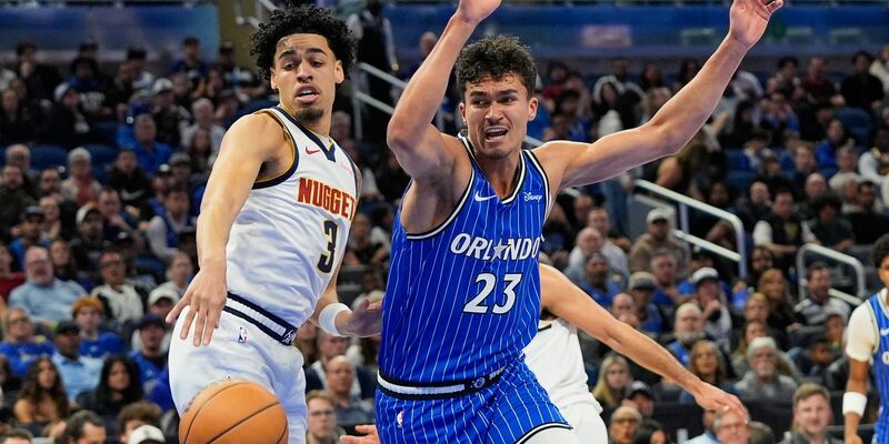 Tristan da Silva (r.) steuerte gute 17 Punkte zum Sieg seines Teams bei. - Foto: John Raoux/AP/dpa