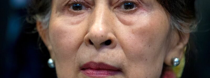 Friedensnobelpreisträgerin Aung San Suu Kyi wurde zu einer langjährigen Haftstrafe verurteilt. Wie es ihr geht, ist unklar. (Archivbild) - Foto: Peter Dejong/AP/dpa