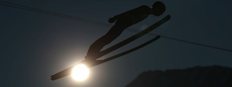 Auch Philipp Raimund ist in Lauerstellung. - Foto: Daniel Karmann/dpa