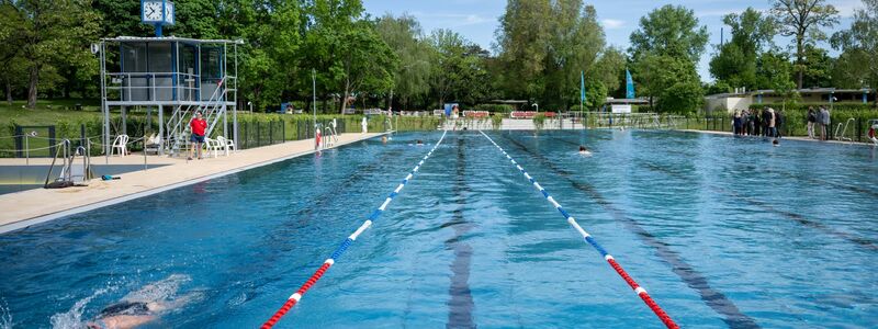 Der Klassiker - mehr Sport - darf natürlich auf keiner Liste der guten Vorsätze fürs neue Jahr fehlen. (Symbolbild) - Foto: Monika Skolimowska/dpa
