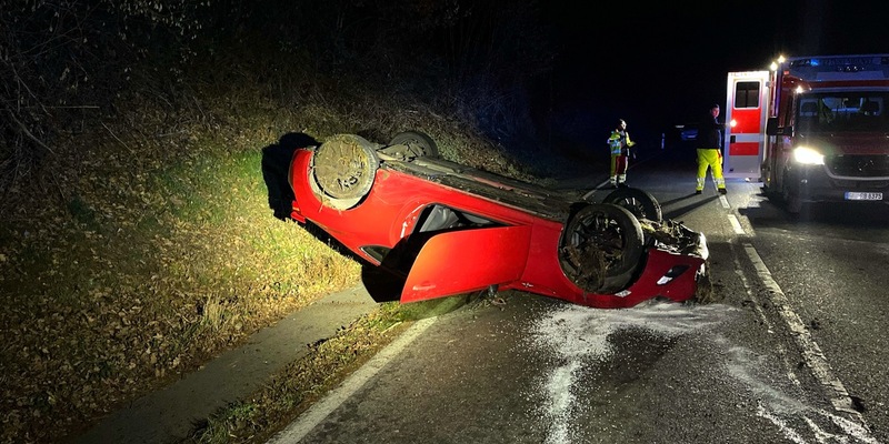 POL-RBK: Odenthal - Pkw überschlägt sich nach Überholmanöver - Foto: presseportal.de