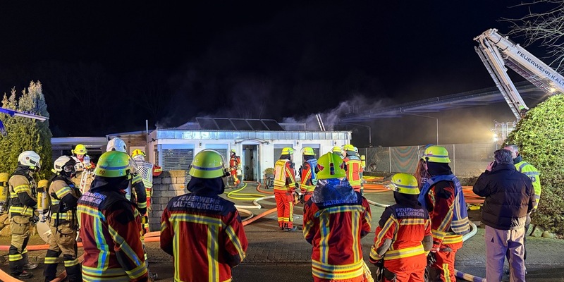FW-SE: Gebäudebrand in Kaltenkirchen - Foto: presseportal.de