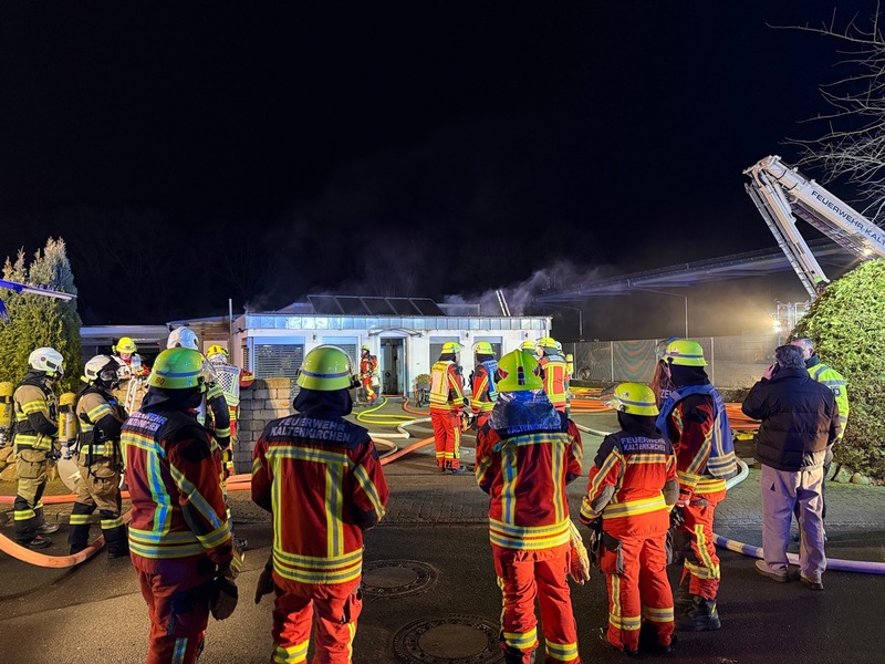 FW-SE: Gebäudebrand in Kaltenkirchen - Foto: presseportal.de